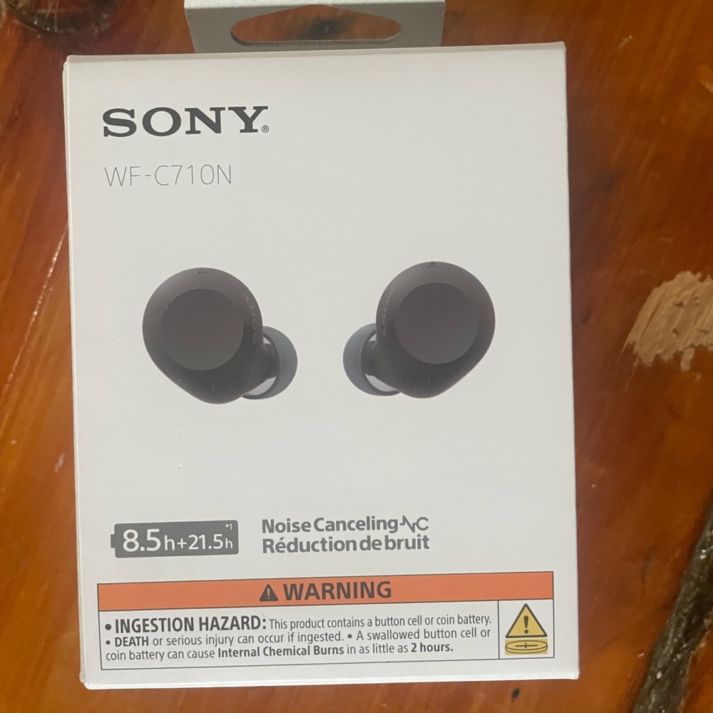 Sony Noise cancellation Earbuds! Msrp $100 Brand new🤘